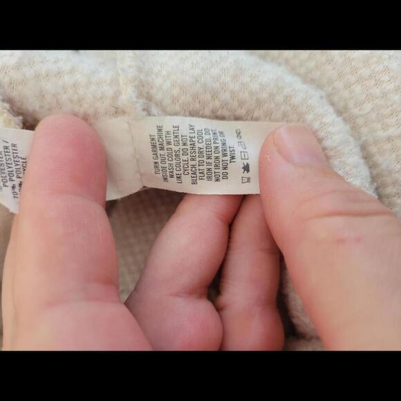 Aerie medium cream super fuzzy pullover shirt - Picture 5 of 5